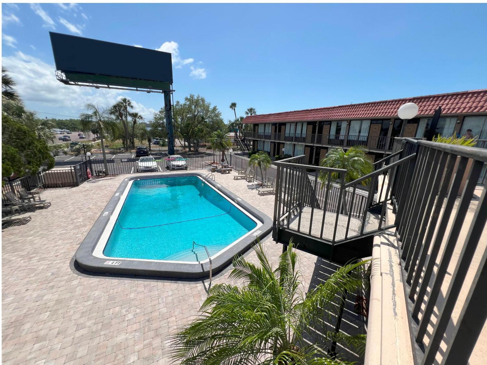 Tarpon Shores Inn Tarpon Springs Esterno foto