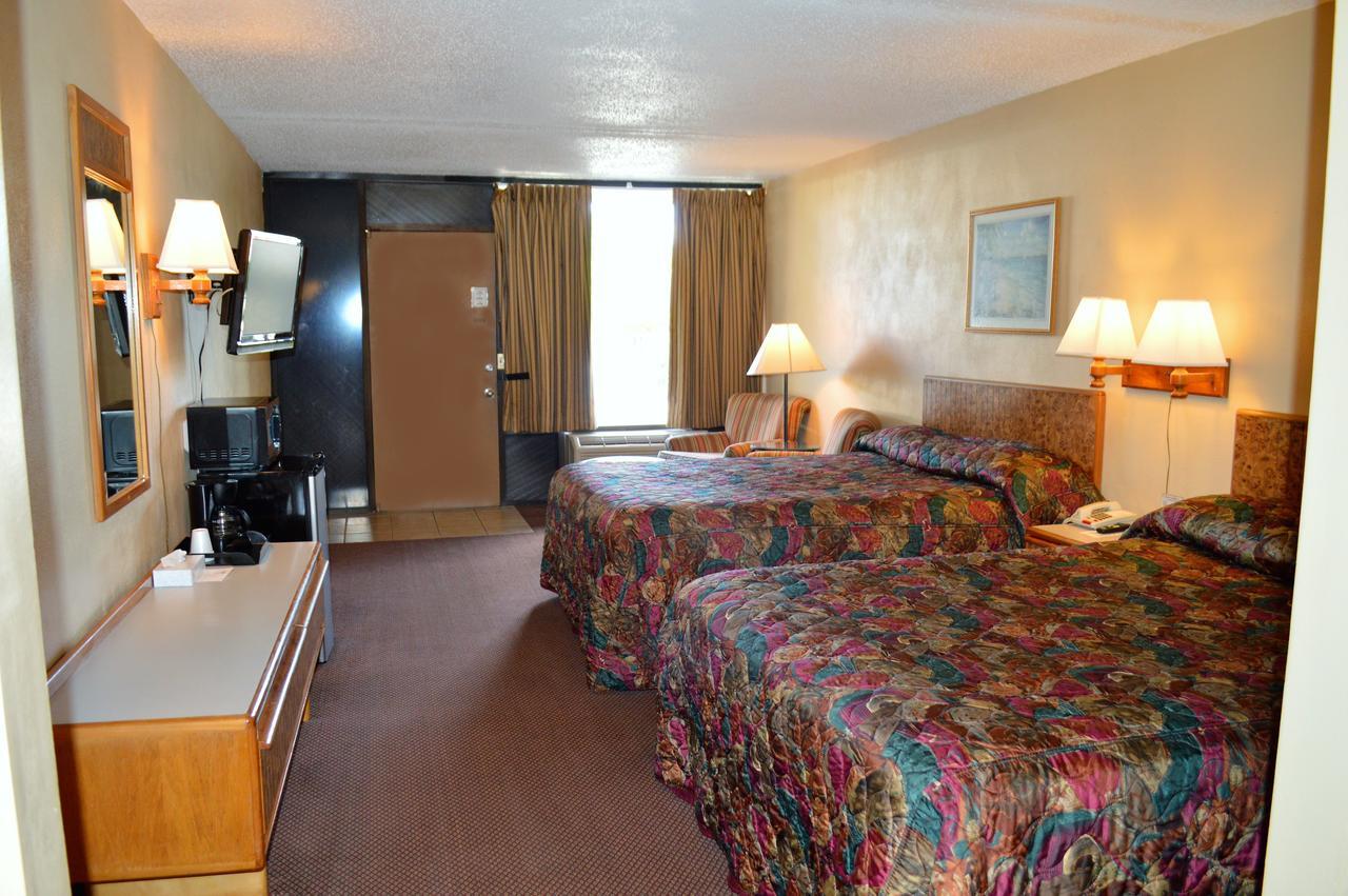 Tarpon Shores Inn Tarpon Springs Esterno foto